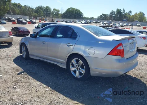 2012 Ford Fusion Sport z USA, uszkodzony, nr VIN 3FAHP0KC4CR173486